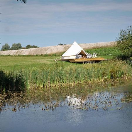 Glamping Och Gardslagenhet Mellan Himmel Och Hav Daire Skivarp Dış mekan fotoğraf
